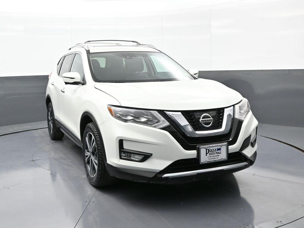 Thumbnail image of 2017 Nissan Rogue at Plaza Honda