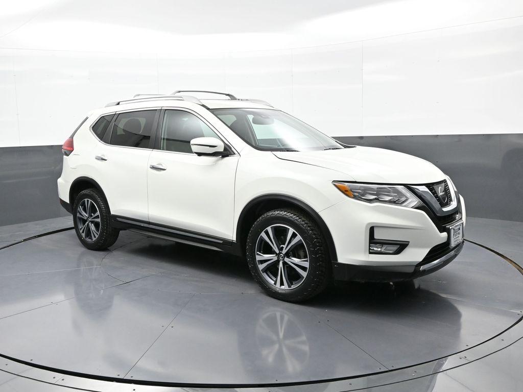 Thumbnail image of 2017 Nissan Rogue at Plaza Honda