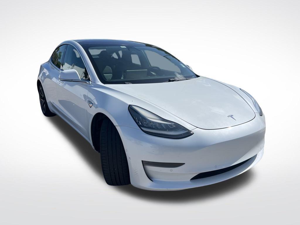 Thumbnail image of 2019 Tesla Model 3 at Sunrise Volkswagen of Fort Pierce