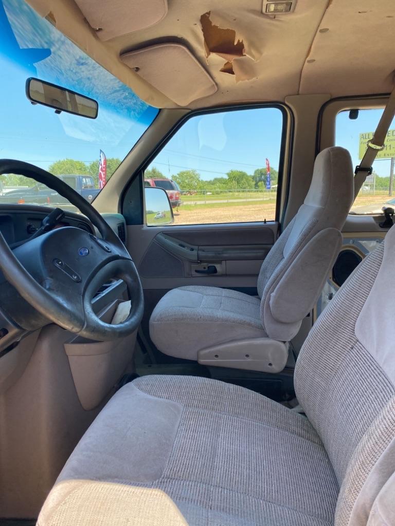 Thumbnail image of 1994 Ford E-350 at Chads of Hartford, AL