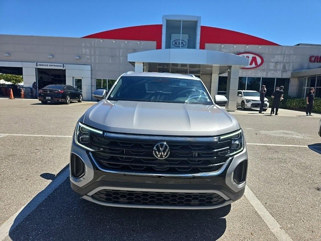 Thumbnail image of 2024 Volkswagen Atlas Cross Sport at Kia of Cape Coral
