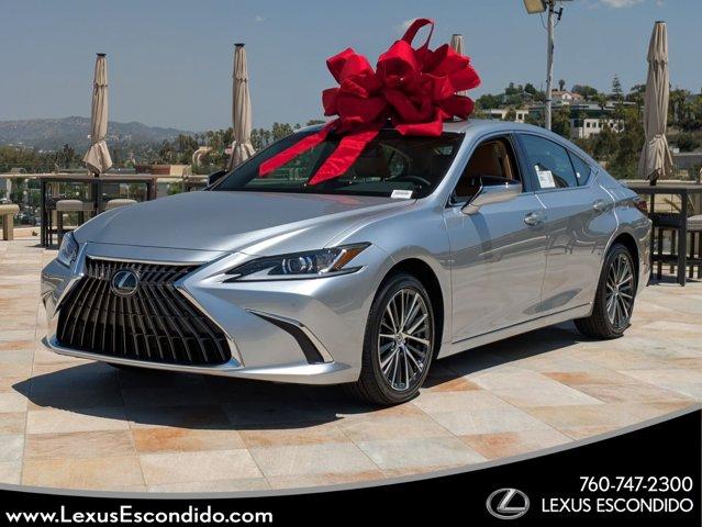 Thumbnail image of 2025 Lexus ES 300h at Lexus Escondido USED