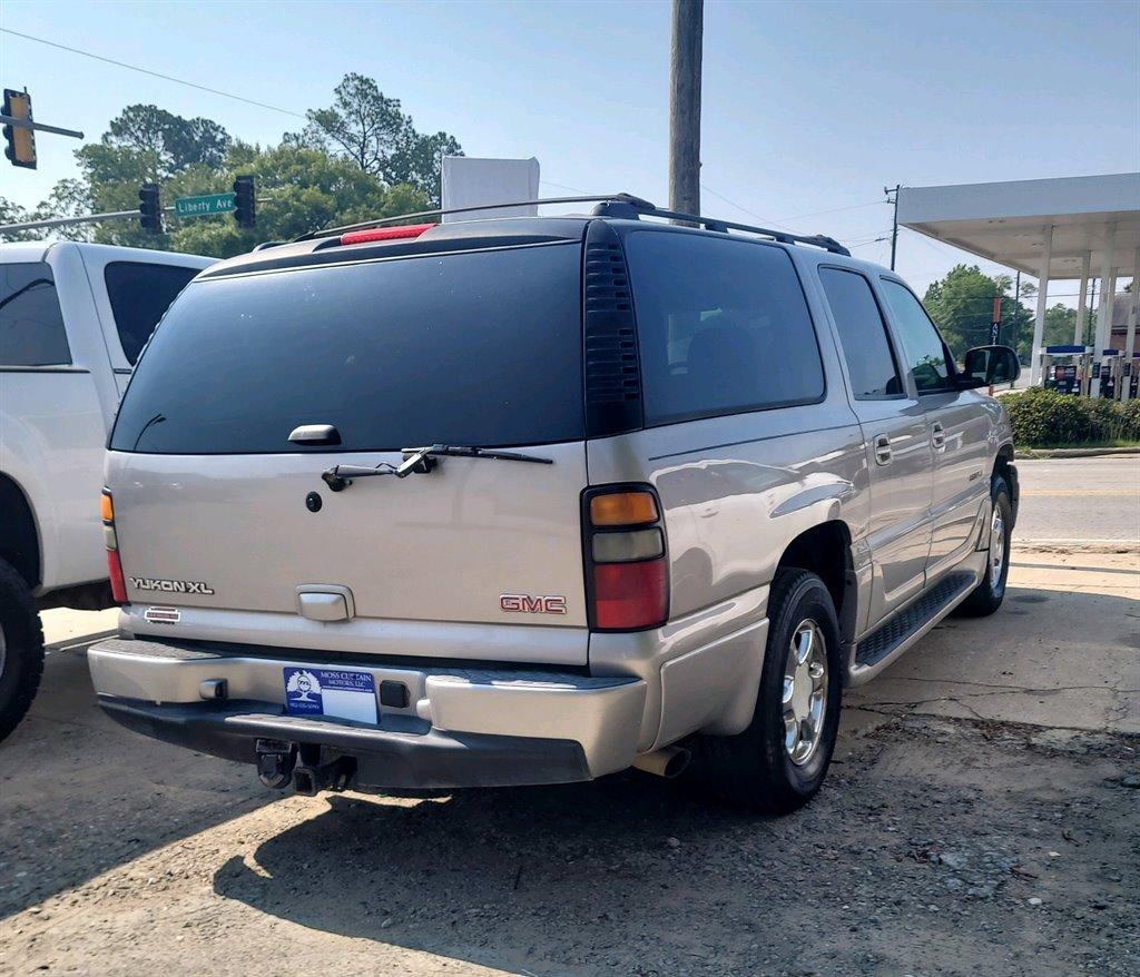 Thumbnail image of 2006 GMC Yukon XL at K & K Sales, LLC