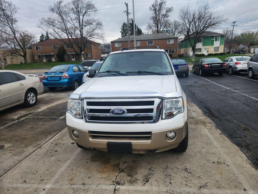 Thumbnail image of 2012 Ford Expedition at FLAG MOTORS LTD