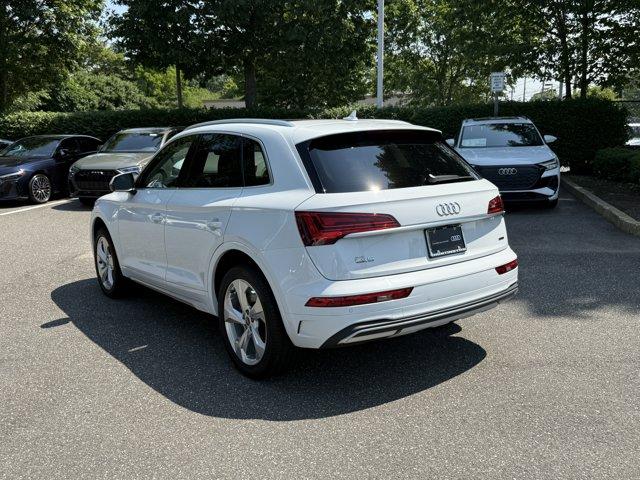 Thumbnail image of 2021 Audi Q5 at Audi of Huntington