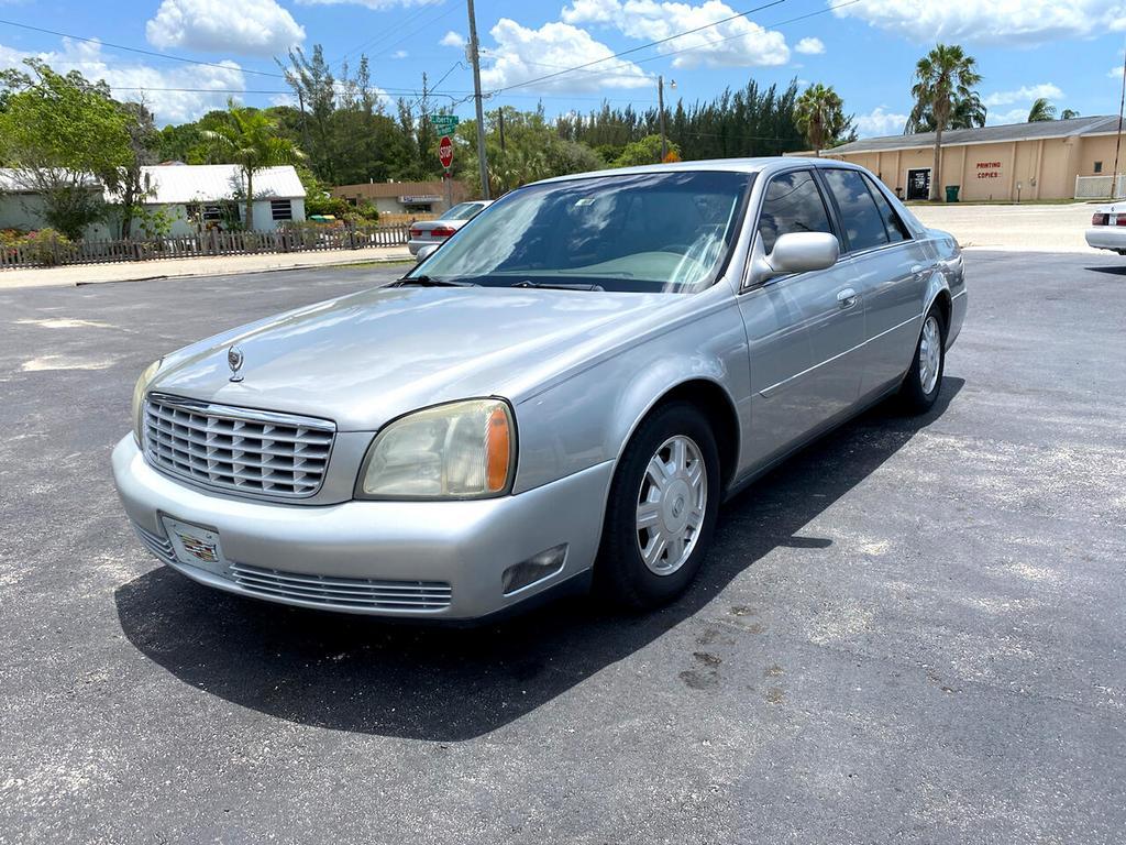 Thumbnail image of 2004 Cadillac DeVille at Dave Isaac Motors