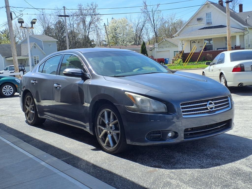 Thumbnail image of 2010 Nissan Maxima at Warner Economy Corner