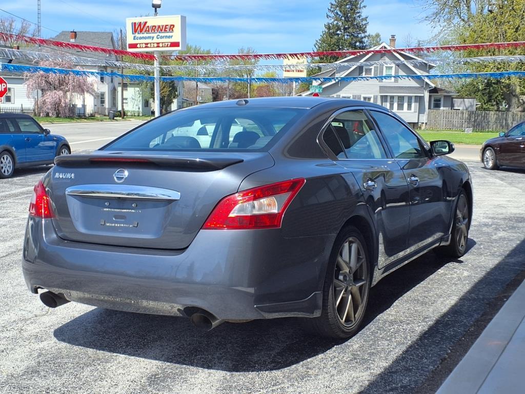 Thumbnail image of 2010 Nissan Maxima at Warner Economy Corner