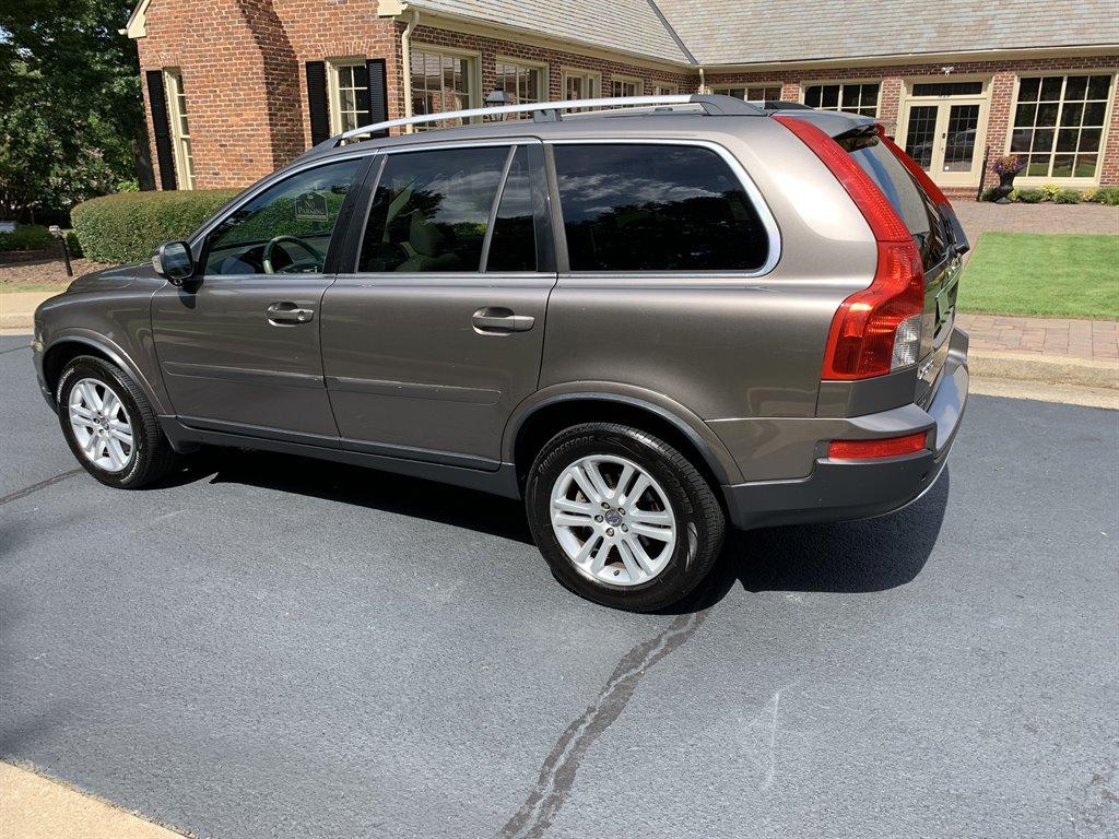 Thumbnail image of 2011 Volvo XC90 at Atlanta Motor Gallery LLC