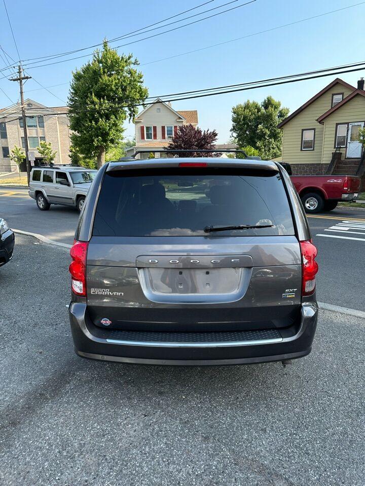 Thumbnail image of 2016 Dodge Grand Caravan at Kars4sale Llc