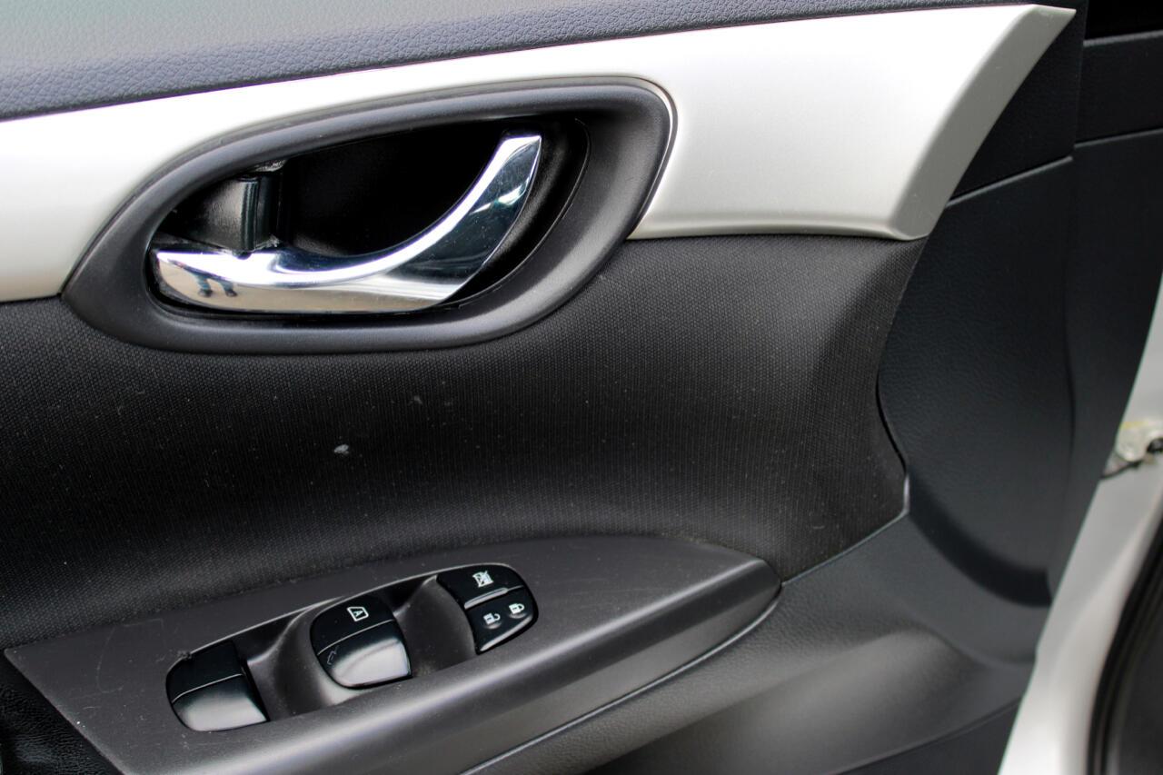 Thumbnail image of 2019 Nissan Sentra at Rockland Motors
