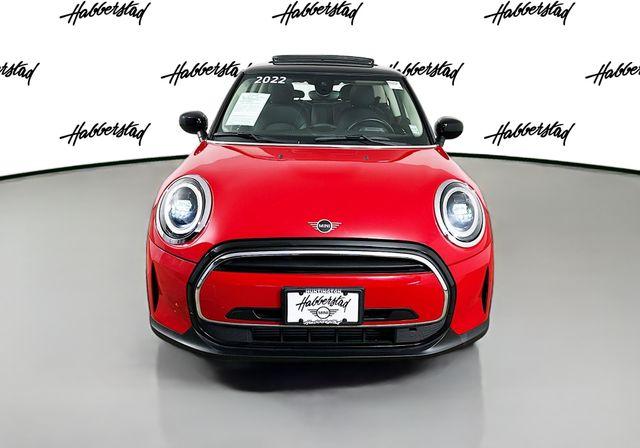 Thumbnail image of 2022 MINI Hardtop 2 Door at Habberstad BMW of Huntington