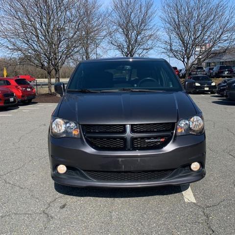 Thumbnail image of 2015 Dodge Grand Caravan at Auto Connection Sales & Leasing Inc.