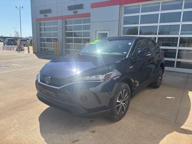 Thumbnail image of 2021 Toyota Venza at Clint Bowyer Autoplex