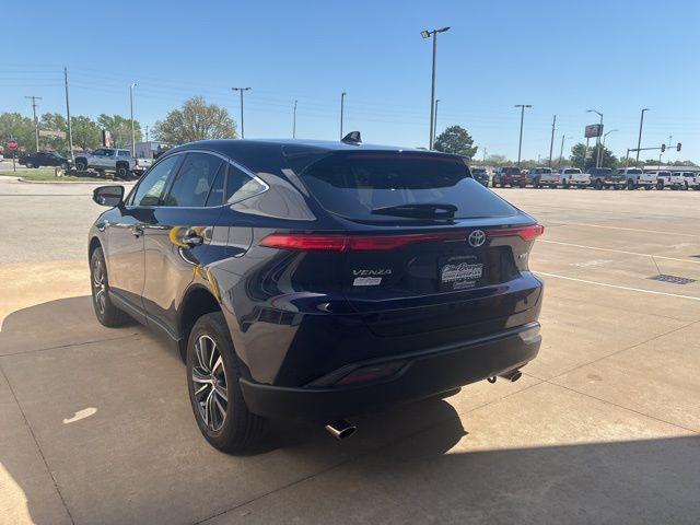 Thumbnail image of 2021 Toyota Venza at Clint Bowyer Autoplex