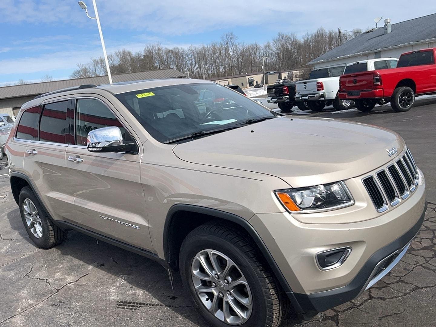 Thumbnail image of 2015 Jeep Grand Cherokee at Batesville Chrysler Dodge Jeep Inc