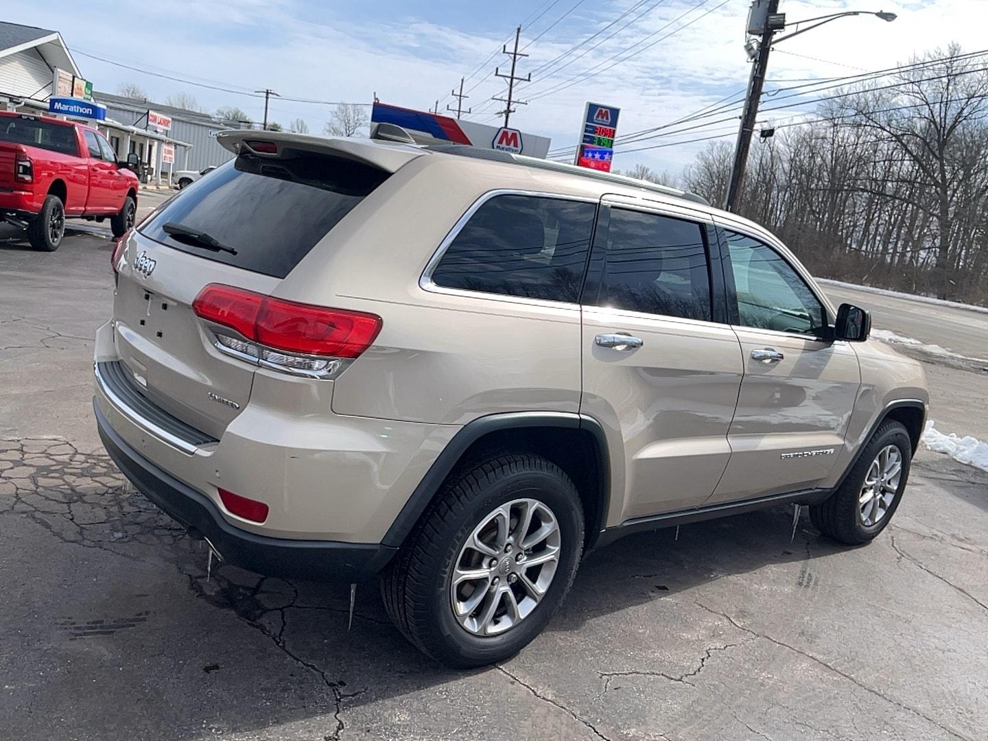 Thumbnail image of 2015 Jeep Grand Cherokee at Batesville Chrysler Dodge Jeep Inc