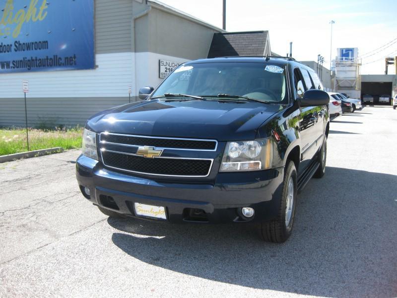 Thumbnail image of 2007 Chevrolet Suburban at SUNLIGHT AUTO LLC