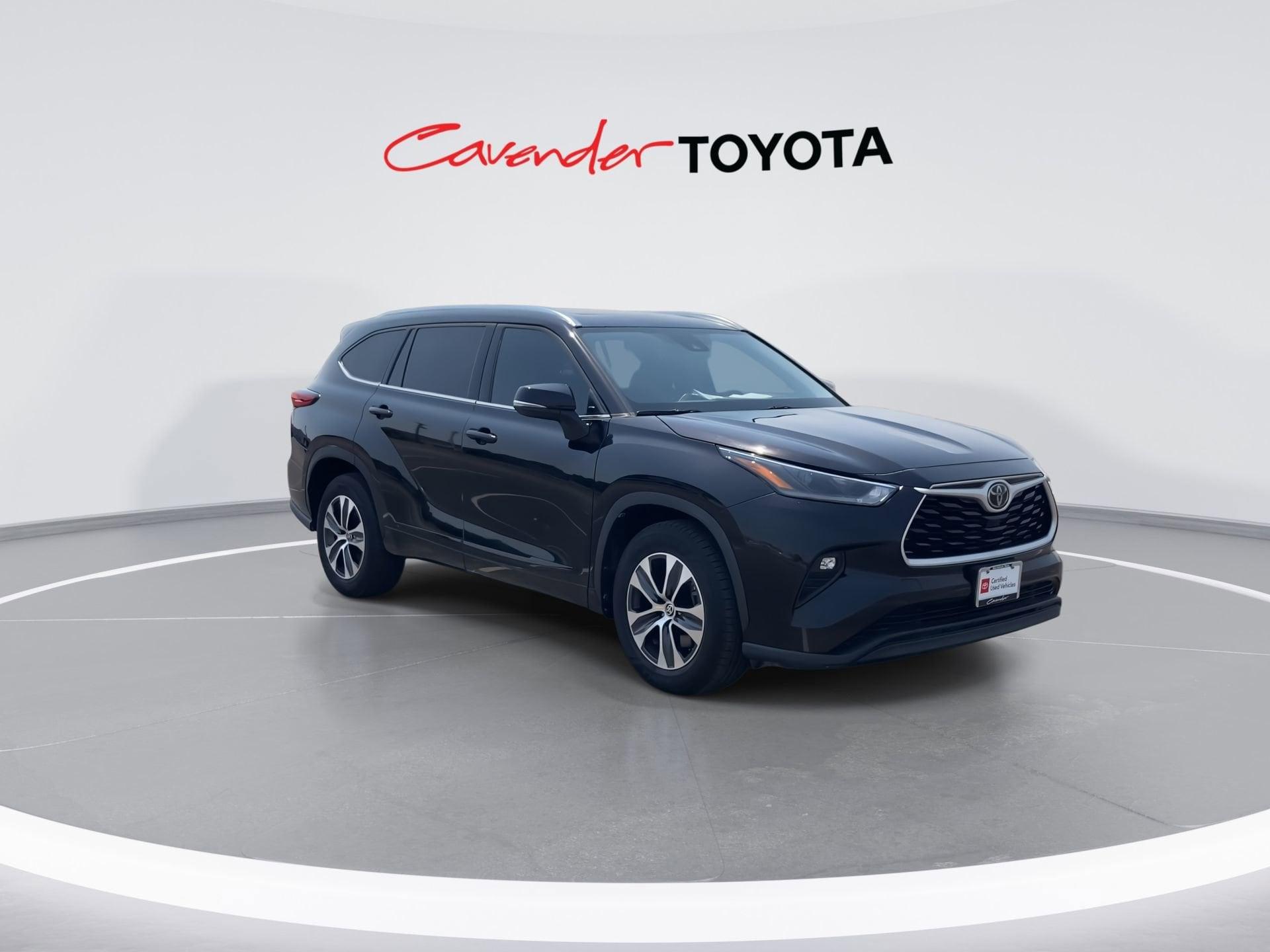 Thumbnail image of 2021 Toyota Highlander at Cavender Toyota