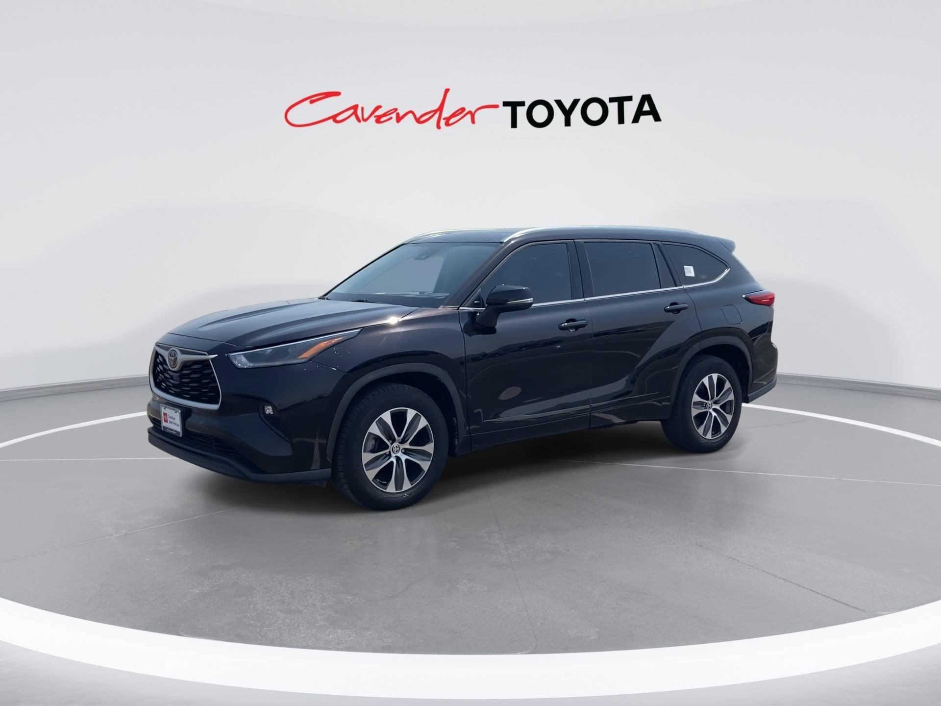 Thumbnail image of 2021 Toyota Highlander at Cavender Toyota