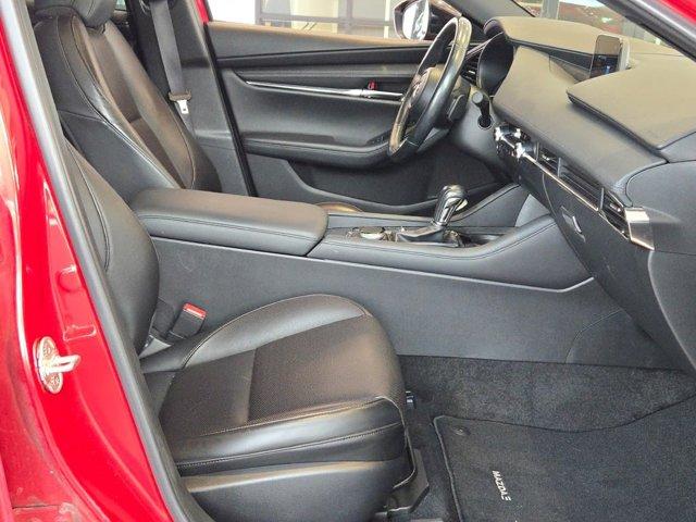 Thumbnail image of 2021 Mazda Mazda3 Hatchback at BiggersMazdaUsed of Elgin, IL