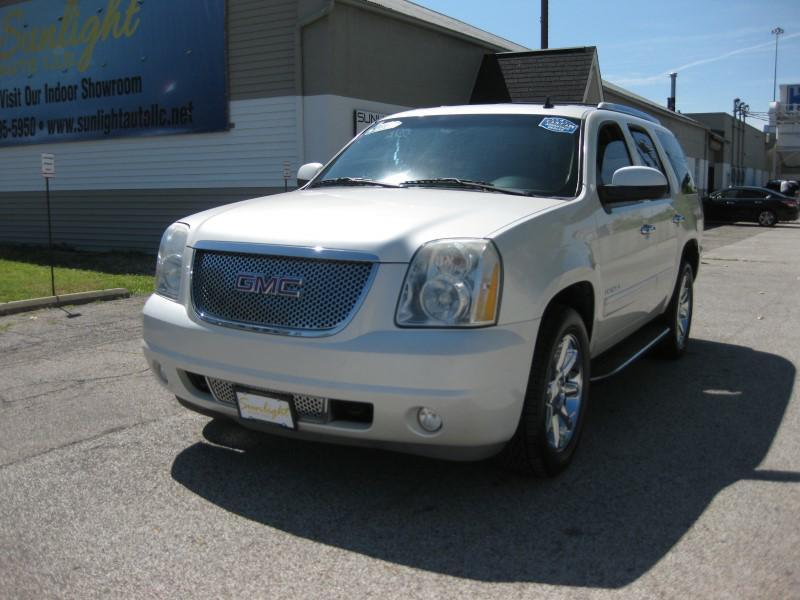 Thumbnail image of 2010 GMC Yukon at SUNLIGHT AUTO LLC