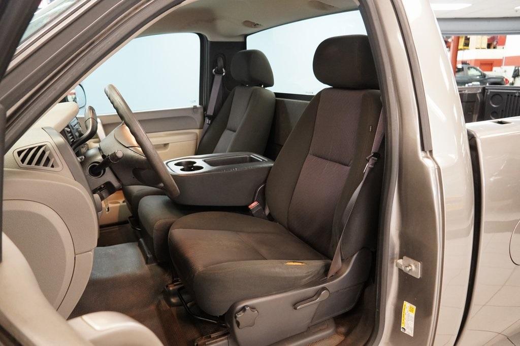 Thumbnail image of 2013 Chevrolet Silverado 1500 at Serpentini Chevrolet of Strongsville