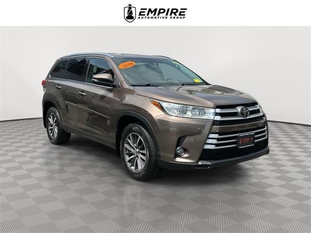 Thumbnail image of 2019 Toyota Highlander at Empire Hyundai of Jamaica