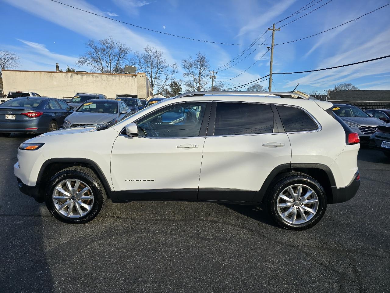 Thumbnail image of 2015 Jeep Cherokee at Front Line Auto Sales