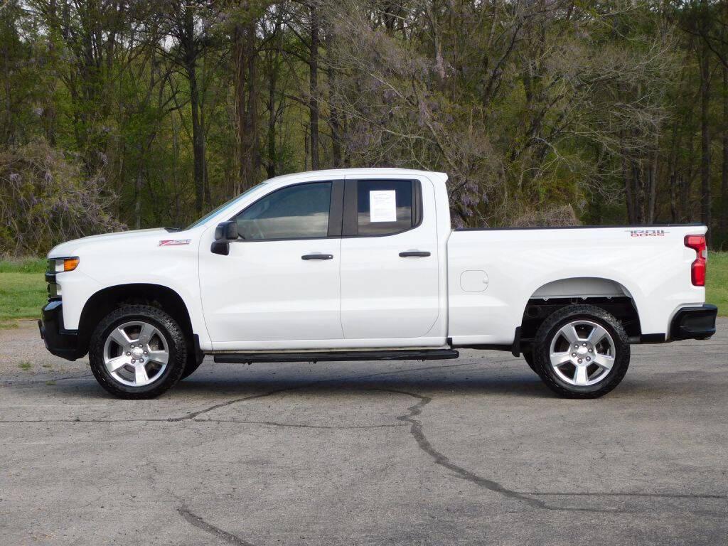 Thumbnail image of 2019 Chevrolet Silverado 1500 at Boyles Auto Sales