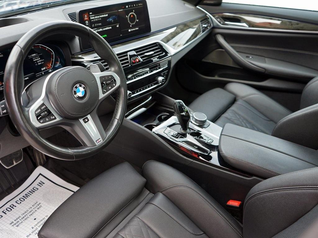 Thumbnail image of 2022 BMW 5 Series at Auto Expo Store