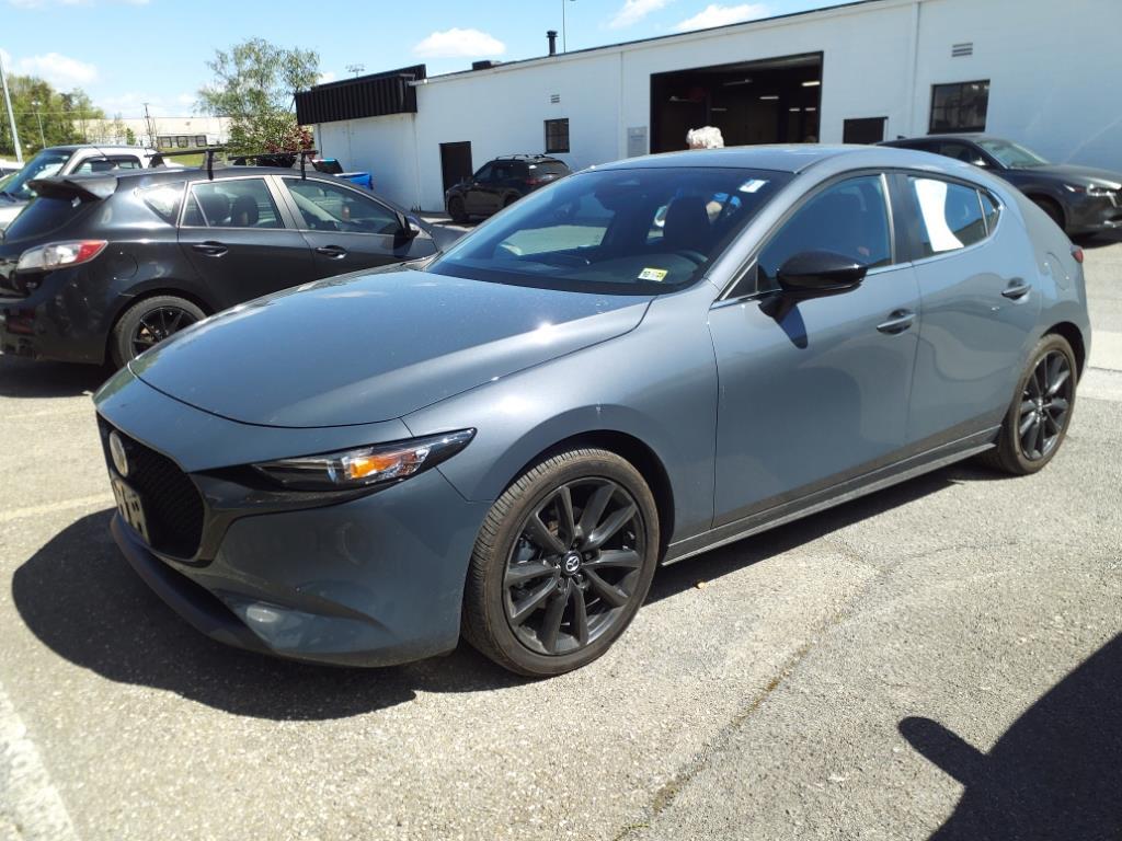 Thumbnail image of 2025 Mazda Mazda3 Hatchback at Berglund Salem