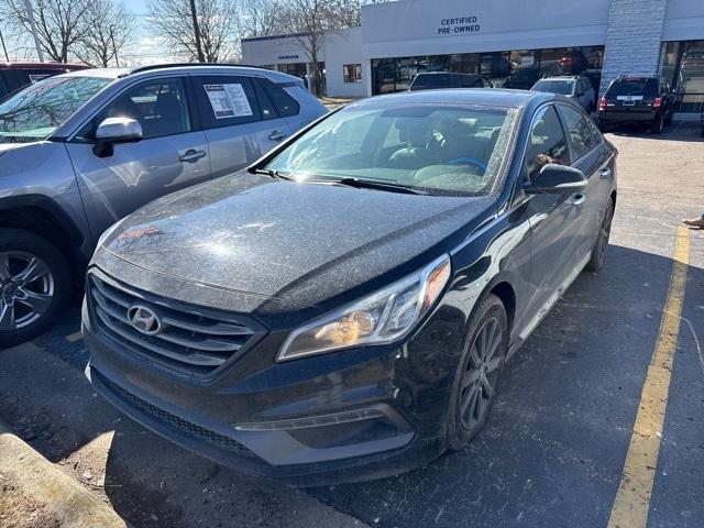 Thumbnail image of 2016 Hyundai SONATA at LaFontaine Subaru