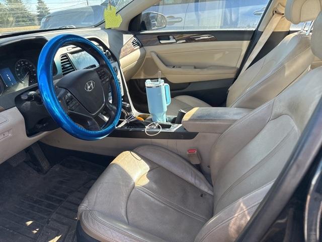 Thumbnail image of 2016 Hyundai SONATA at LaFontaine Subaru