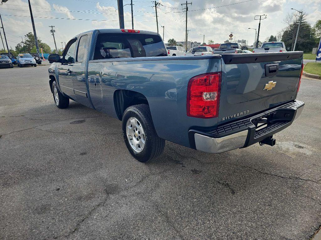 Thumbnail image of 2013 Chevrolet Silverado 1500 at MODERN AUTOMOTIVE SALES LLC