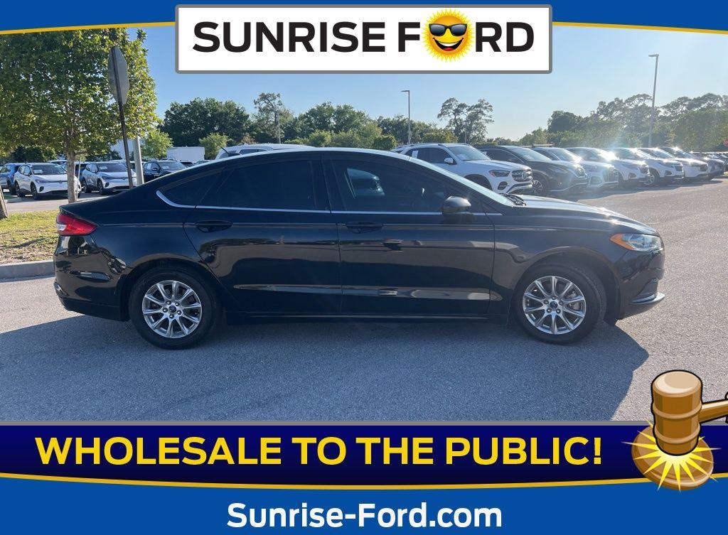 Thumbnail image of 2017 Ford Fusion at Sunrise Volkswagen of Fort Pierce