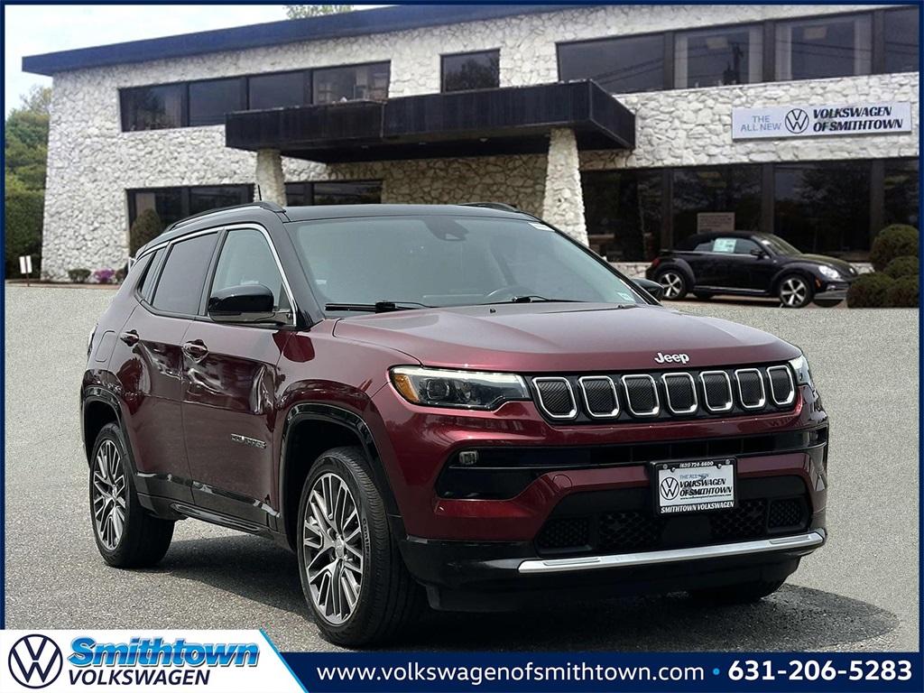 Thumbnail image of 2022 Jeep Compass at Smithtown Volkswagen