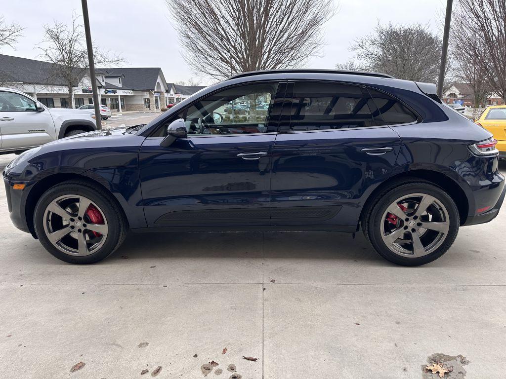 Thumbnail image of 2022 Porsche Macan at POWELL PERFORMANCE AUTOS