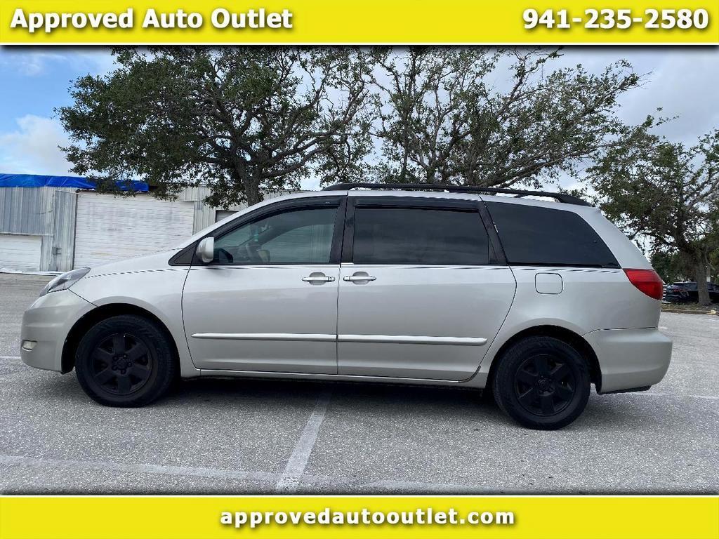 Thumbnail image of 2006 Toyota Sienna at Approved Auto Outlet, Inc.