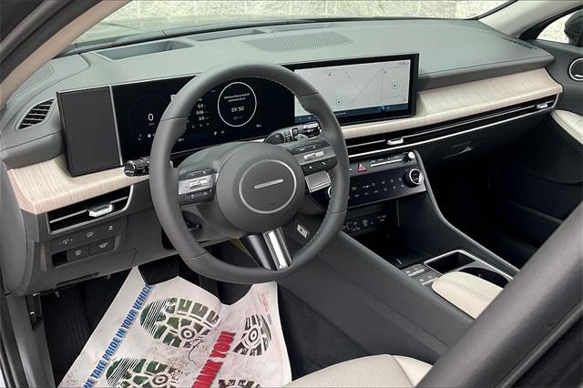Thumbnail image of 2025 Hyundai SONATA Hybrid at Randy Wise Hyundai