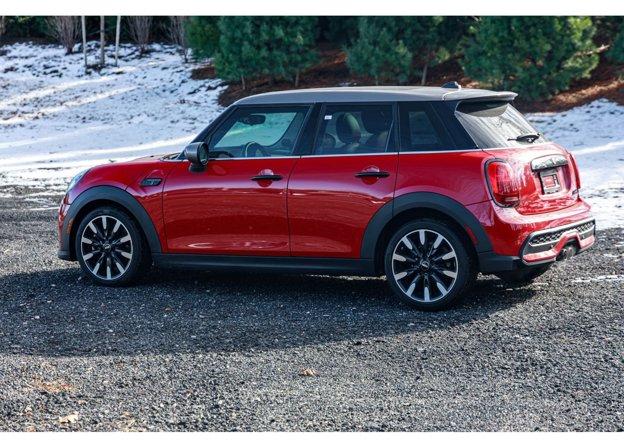 Thumbnail image of 2023 MINI Hardtop 4 Door at Pristine Mitsubishi