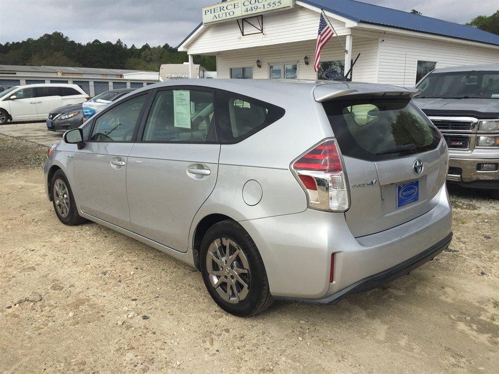 Thumbnail image of 2016 Toyota Prius v at Pierce County Auto