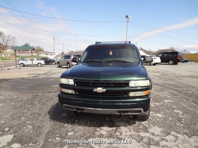 Thumbnail image of 2004 Chevrolet Tahoe at Hometown Auto Sales LLC