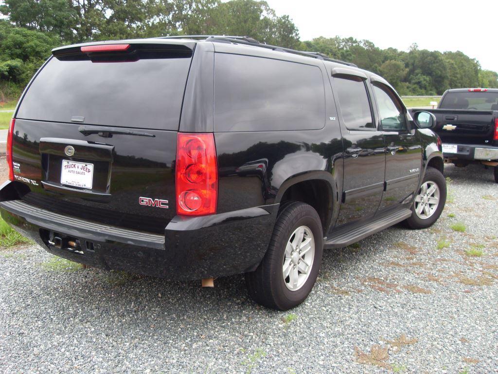 Thumbnail image of 2012 GMC Yukon XL at Truck & Jeep Auto Sales