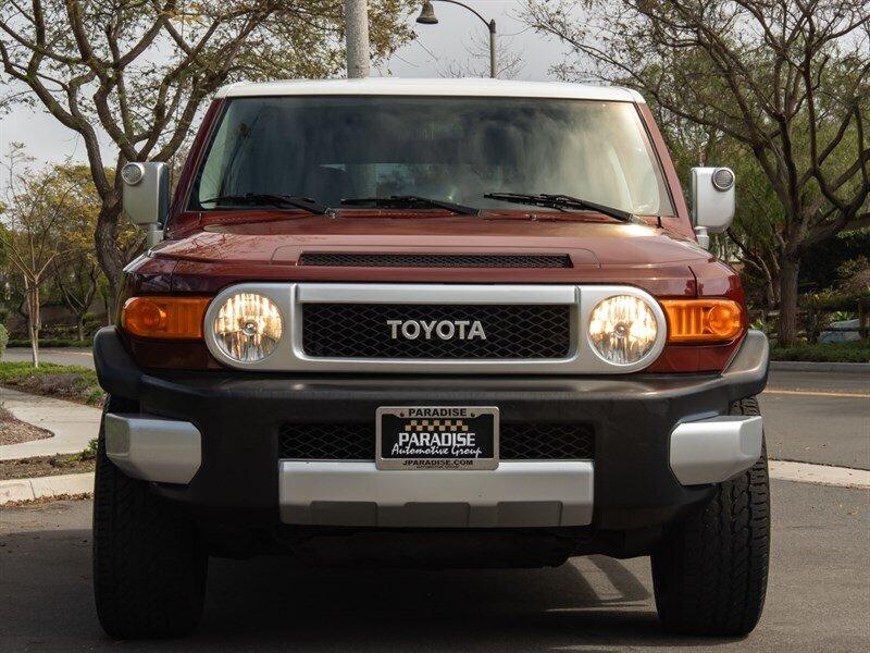 Thumbnail image of 2008 Toyota FJ Cruiser at PARADISE Automotive Group INC.