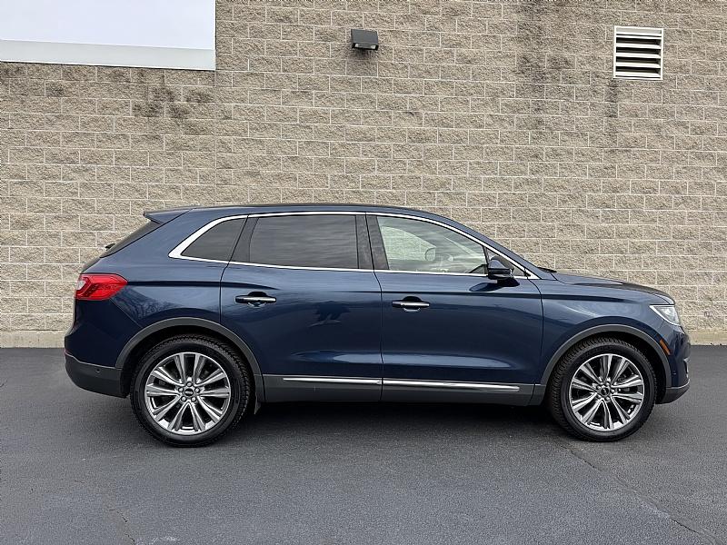 Thumbnail image of 2017 Lincoln MKX at Wheels by R.T.