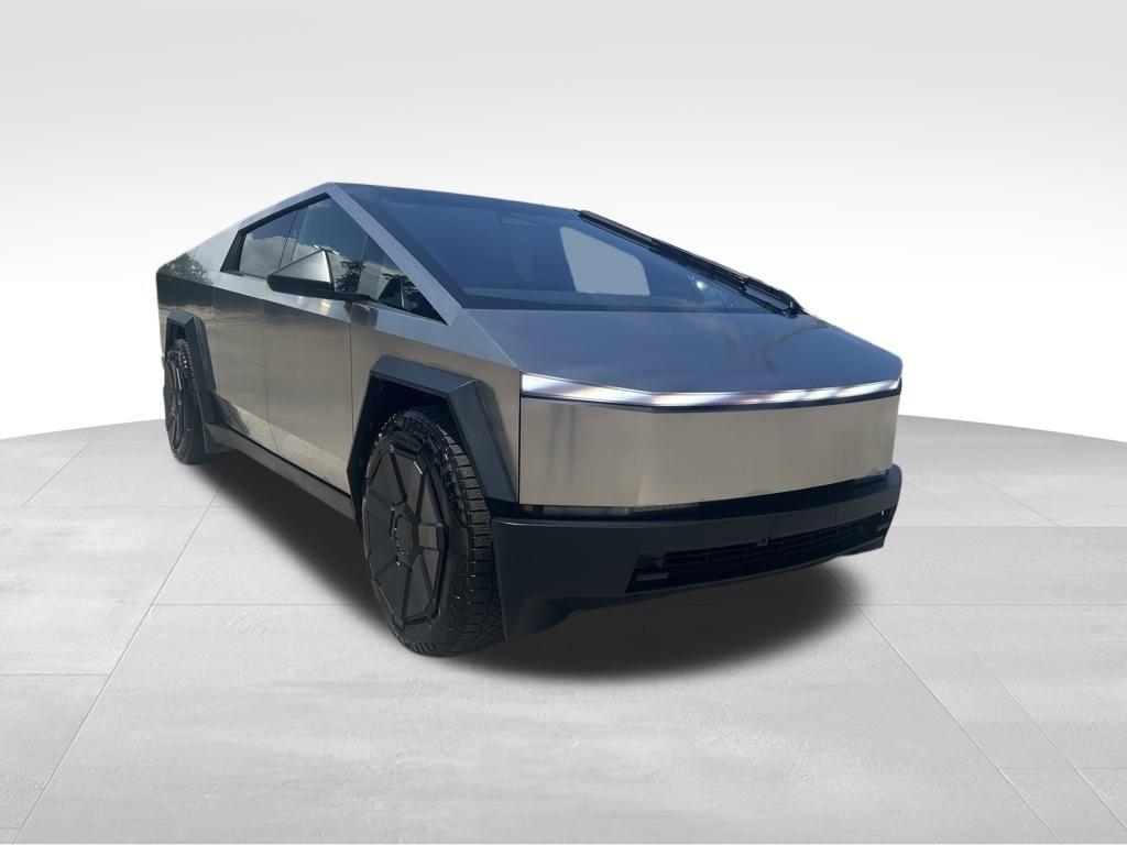 Thumbnail image of 2024 Tesla Cybertruck at Wayne Akers Ford