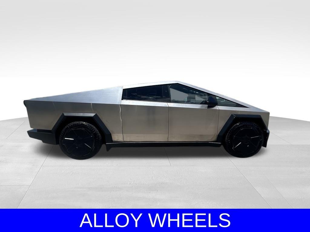 Thumbnail image of 2024 Tesla Cybertruck at Wayne Akers Ford