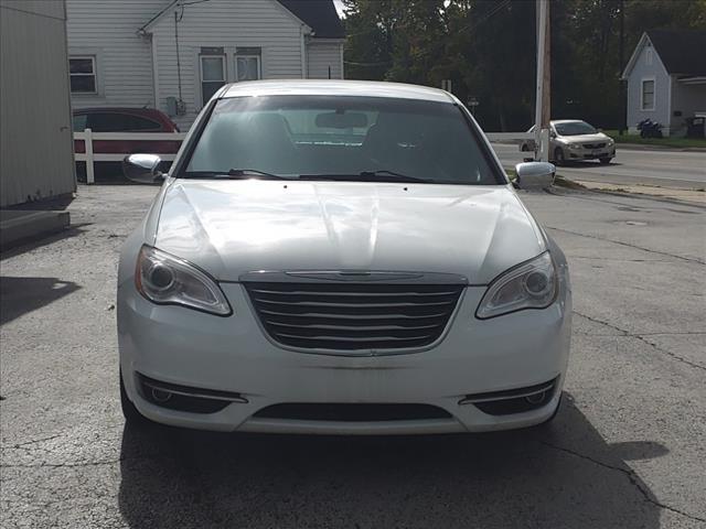 Thumbnail image of 2012 Chrysler 200 at Warner Economy Corner