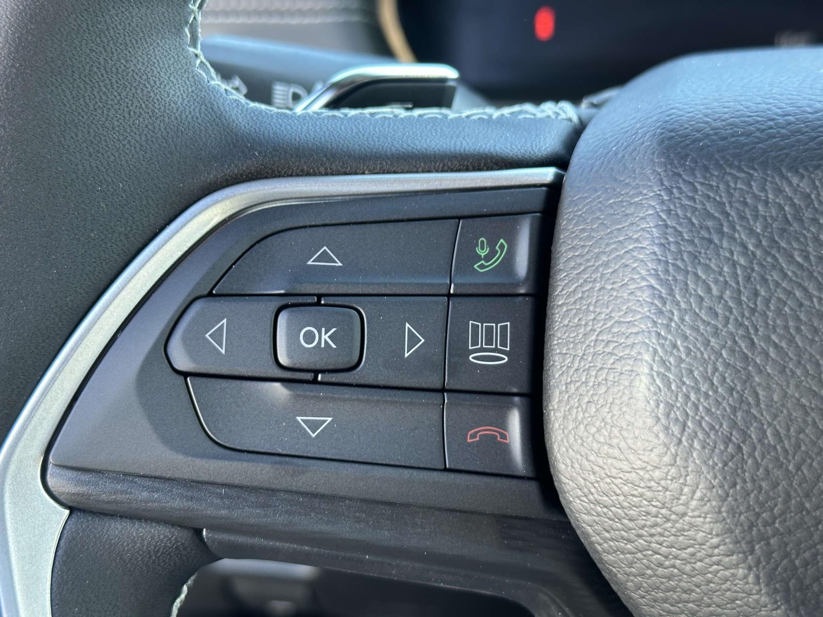 Thumbnail image of 2025 Jeep Grand Cherokee L at Port Jeff Chrysler Jeep Inc